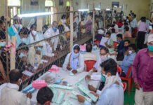 దేశవ్యాప్తంగా కొనసాగుతున్న ఓట్ల లెక్కింపు…