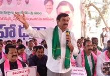 రైతుల వ్యతిరేక మోదీ ప్రభుత్వం కు బుద్ది చెపుతాం..