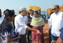 ఆటో నగర్ లోని సమస్యలు పరిష్కరించిన..జిల్లా కలెక్టర్