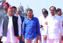 లక్ష్మి నరసింహ స్వామిని దర్శించుకున్న..సీఎంలు