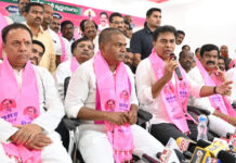 మాటలేమో సబ్ కా వికాస్.. చేతలేమో సబ్ కుచ్ బక్వాస్..