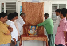 మహాత్మునికి ఘననివాళులు