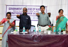 దేశ భవిష్యత్తు ఓటర్ల చేతిలో ఉంది