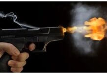 హైదరాబాద్ లో కాల్పుల కలకలం..