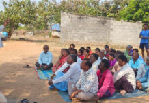 గుడిసే వాసుల గోడు పట్టించుకోండి..