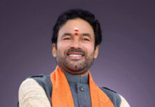 కేసీఆర్ పై మండిపడ్డ కేంద్ర మంత్రి