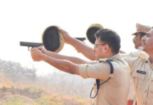 ఫైరింగ్ ప్రాక్టీస్ చేసిన జిల్లా పోలిస్ అధికారులు