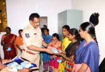 మహిళామూర్తులను దేవతలుగా పూజించాలి..