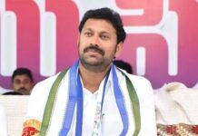 మూడోసారి సీబీఐ ఎదుట హాజరైన ఎంపీ అవినాష్ రెడ్డి..