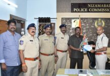 నేరస్తులకు జీవిత ఖైదు పడేందుకు కృషి చేసిన పోలీస్ సిబ్బందిని అభినందించిన. పోలీస్ కమిషనర్