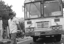 రోడ్డు ప్రమాదం లో వ్యక్తి మృతి