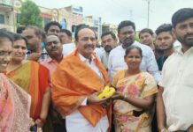 హుస్నాబాద్ లో ఇంటింటి ప్రచారంలో మాజీ మంత్రి ఈటెల