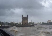 తుఫాన్ బీభత్సంతో విమానాల రాకపోకలకు అంతరాయం!