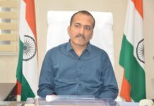 సోషల్ మీడియాలో వస్తున్న తప్పుడు వార్తలను నమ్మవద్దు: జిల్లా కలెక్టర్