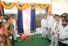 నూతన ఏసీపీ, సర్కిల్ భవన నిర్మాణనికి శంకుస్థాపన చేసిన: మంత్రులు