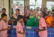 విద్యార్థులకు నట్టల నివారణ మాత్రలు పంపిణీ.