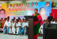 వ్యక్తి వికాసానికి గురువు మార్గదర్శి : మహిళ కమిషన్ ఛైర్పర్సన్