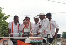 కాంగ్రెస్ తోనే గల్లీ నుంచి ఢిల్లీ దాకా అభివృద్ధి సాధ్యం: మాజీ ఎంపి పొన్నం