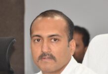 జిల్లా ప్రజలకూ నూతన సంవత్సర శుభాకాంక్షలు తెలిపిన: జిల్లా కలెక్టర్