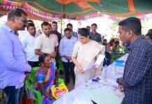 ప్రతీ ఇంటికి సంక్షేమ ఫలాలు: జిల్లా కలెక్టర్