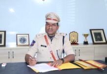 ట్రాక్టర్ ఇనప చక్రాలతో తారు రోడ్డు పైకి వస్తే కఠిన చర్యలు తప్పవు: జిల్లా ఎస్ పి