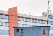 తెలంగాణ తల్లికి ఘన నీరాజనం