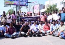 రౌడీ మోహన్ బాబు దగ్గర నుండి పద్మశ్రీ ని వెనక్కి తీసుకోవాలి