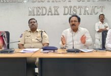 గ్రూప్-2 పరీక్షకు 16 కేంద్రాల్లో 5855 మంది అభ్యర్థులు