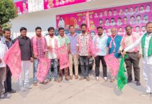 రైతులకు ఇచ్చిన హామీలను విస్మరించిన కాంగ్రెస్